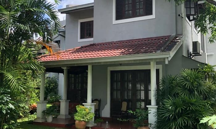 Beautiful House for sale in Thalangama North BATTRAMULLA 